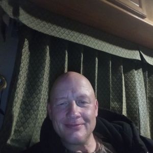 Meet your Posher, Carl